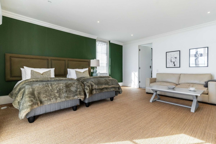 To Let 4 Bedroom Property for Rent in Camps Bay Western Cape